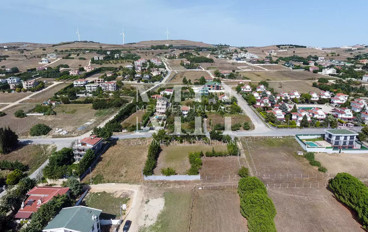 B.çekmece Kamiloba’da 3 Kat Konut İmarlı 1536 m2 Arsa