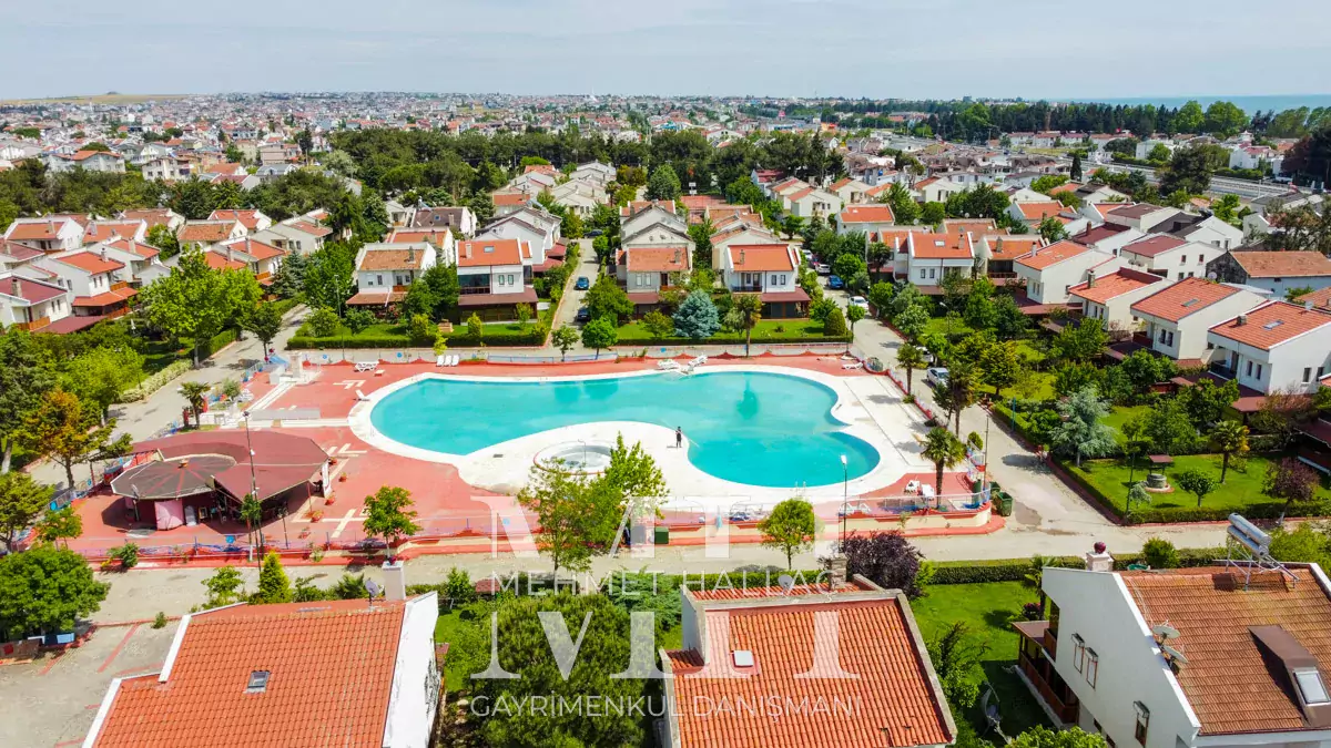 Tekirdağ Yeniçiftlikte Site İçinde 3+1 Villa Tekirdağ Yeniçiftlikte Site İçinde 3+1 Villa