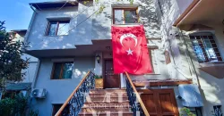 Bakırköy Florya’da Geniş Bahçeli ve Havuzlu 550 m² Lüks Villa