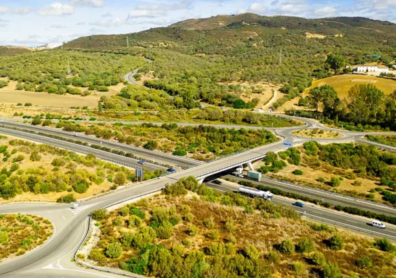 İmar Yolu Geçen Arsa Ne Demektir? Değeri Artar mı, Azalır mı?