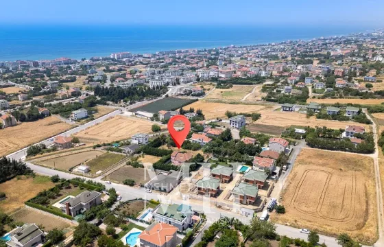 Büyükçekmece Kamilobada Satılık Villa İmarlı 1.303 m2 Arsa