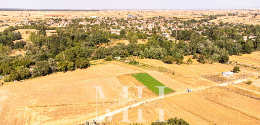 Kırklareli Lüleburgaz Ertuğrul Köyde 880 m2 Bağ Bahçe