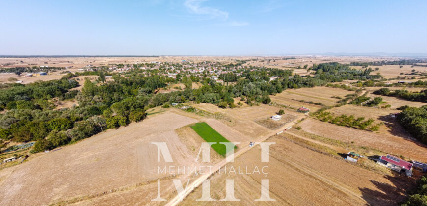 Kırklareli Lüleburgaz Ertuğrul Köyde 880 m2 Bağ Bahçe