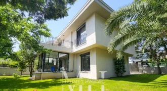 Büyükçekmece Sinanobada Müstakil 420 m2 Bahçeli Villa Büyükçekmece Sinanobada Müstakil 420 m2 Bahçeli Villa